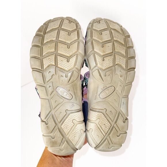 KEEN Waterproof Seacamp II CNX Washable Swim Outdoor Shoes Sandals Youth 5 Kids - Picture 10 of 16